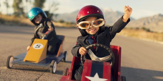 Zukunftsbild KFZ | Zwischen Lenkrad und Fernbedienung – Eine Momentaufnahme der Mobilität in naher Zukunft